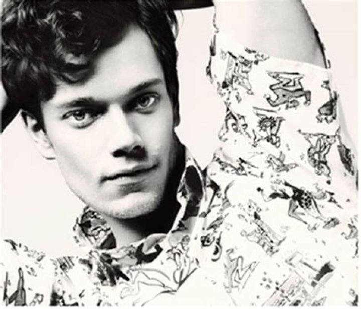 'Game Of Thrones' Hunks Class It Up In New Shoot