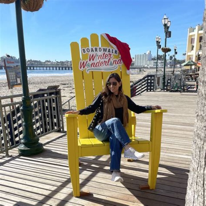 20 Stars At The Beach During Winter: Alexandra Daddario & More