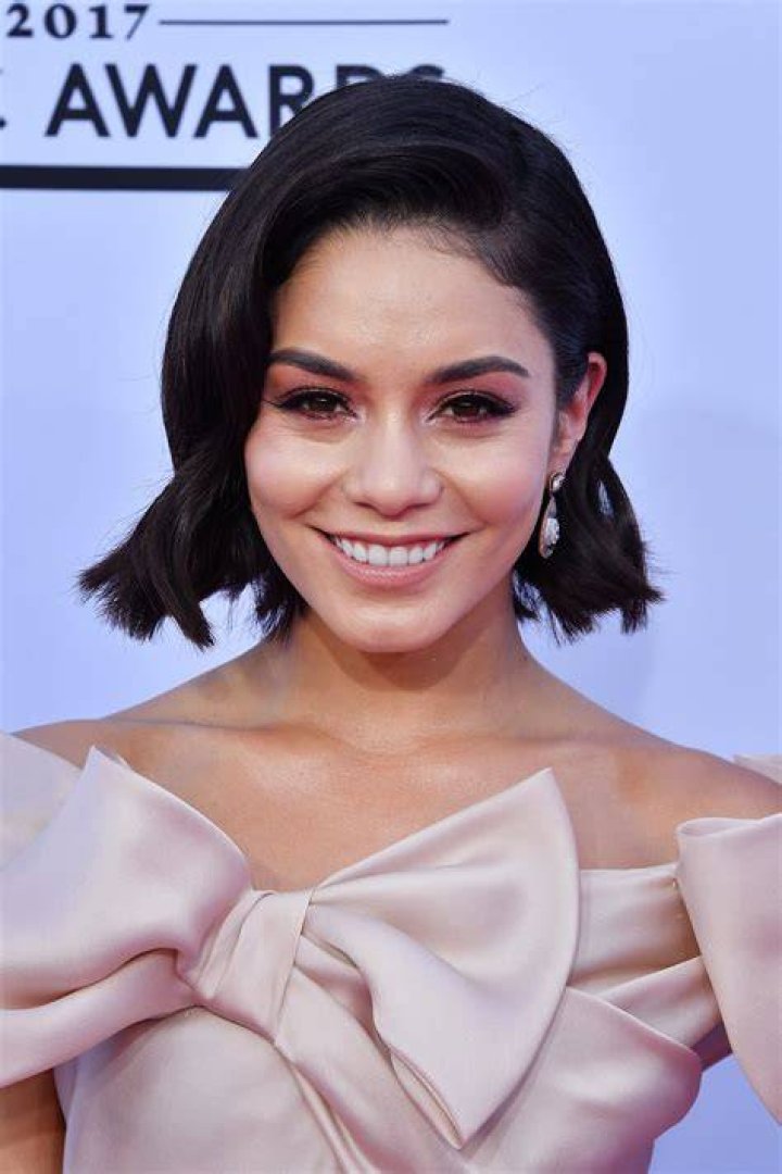2017 Billboard Awards Style — See The Red Carpet’s Best Hair & Makeup
