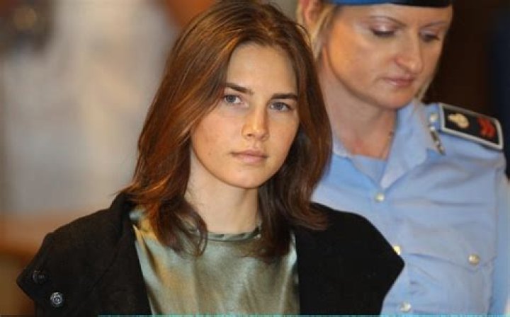 Amanda Knox Reveals Shocking Lesbian Encounter In Prison
