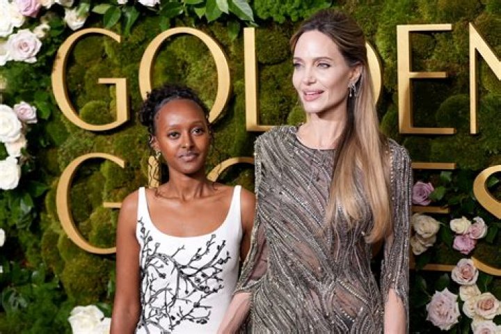 Angelina Jolie Bonds With Daughter Zahara, 17, On Outing To Vatican Museum In Rome