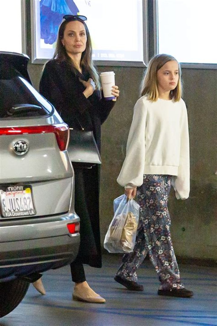 Angelina Jolie & Vivienne Go Shopping As Brad Pitt Wins Golden Globe – Hollywood Life