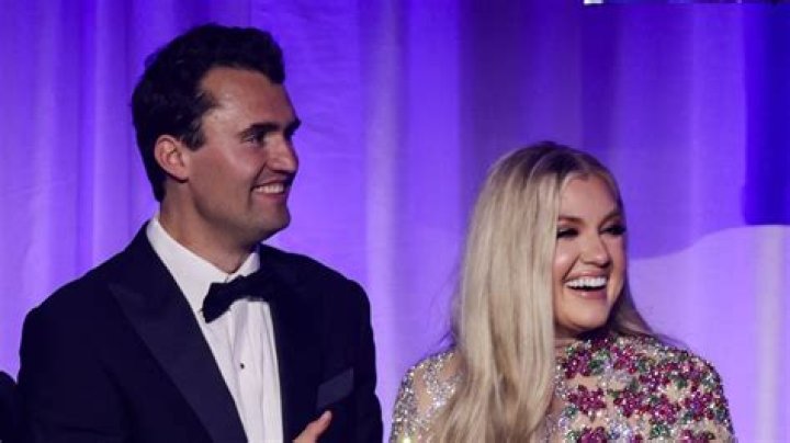 Anna Faris Is ‘Happy’ She No Longer Has To Hide Engagement: She ‘Can’t Wait To Get Married’