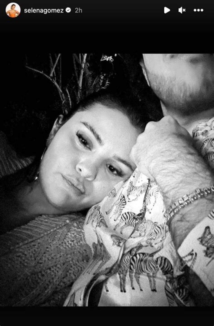 Are Selena Gomez’s Private Pics Being Leaked? – Hollywood Life