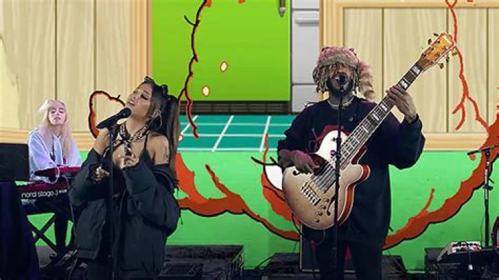 Ariana Grande & Thundercat Perform ‘Them Changes’ For Adult Swim – Hollywood Life