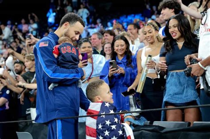 Ayesha Curry Proudly Sits Courtside To Cheer On Steph As He Returns To The Court After 4 Mos. 