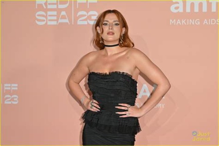 Bella Thorne Kisses Mark Emms As She Celebrates 25th Birthday In The DR: Video