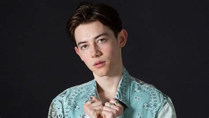 ‘Big Time Adolescence’s Griffin Gluck Talks Pete Davidson Friendship – Hollywood Life