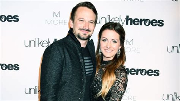 ‘BIP’ Couple Ending Marriage – Hollywood Life
