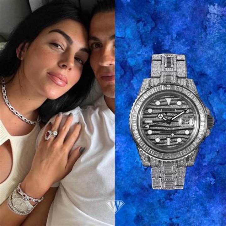 Blac Chyna & Rob Kardashian Flaunt Extravagant Blinged Out Watches — Insensitive Pic