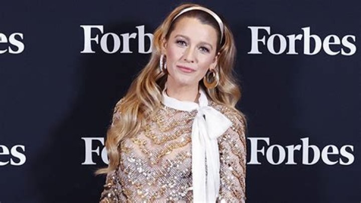Blake Lively’s Brown Hair Makeover: Photos – Hollywood Life