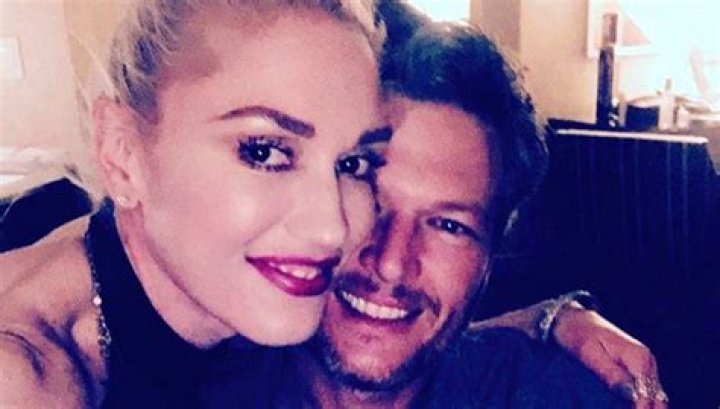 Blake Shelton Gets Her Diamond Necklace For Her B-Day – Hollywood Life