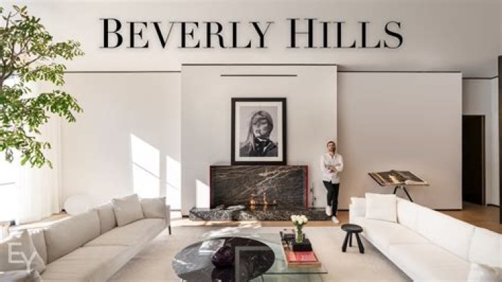 Blake Shelton’s Home — Inside Beverly Hills Frat House – Hollywood Life