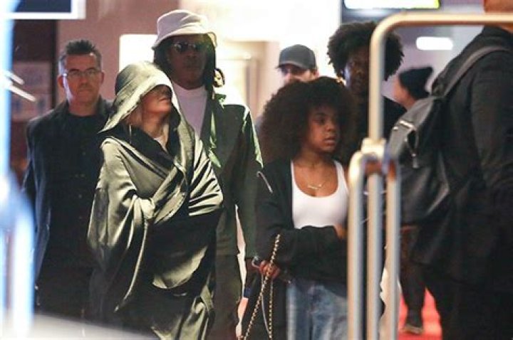 Blue Ivy Is Tall & Grown Up With Beyonce & Jay-Z In France: Photos – Hollywood Life
