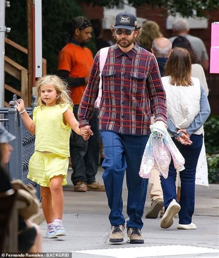 Bradley Cooper Is A Doting Dad While Carrying Tired Daughter Lea, 2, During NYC Stroll — Pic
