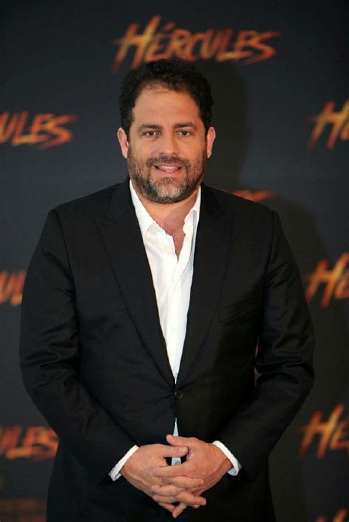 Brett Accused Of Cheating – Hollywood Life