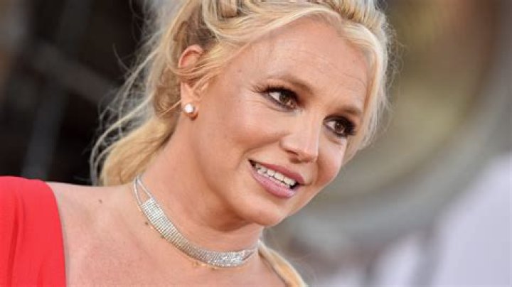 Britney Spears Seemingly Reacts To New ‘Framing Britney’ Documentary – Hollywood Life