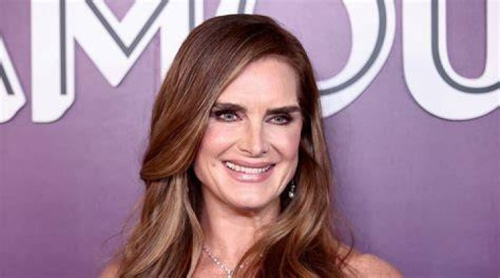 Brooke Shields Wears Red Swimsuit For Cold Plunge: Video – Hollywood Life