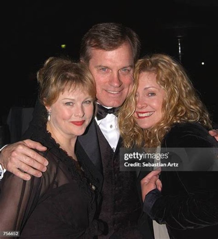 Catherine Hicks Forgives Stephen Collins – Hollywood Life