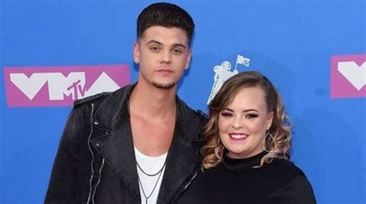 Cheating On Catelynn Lowell? – Hollywood Life