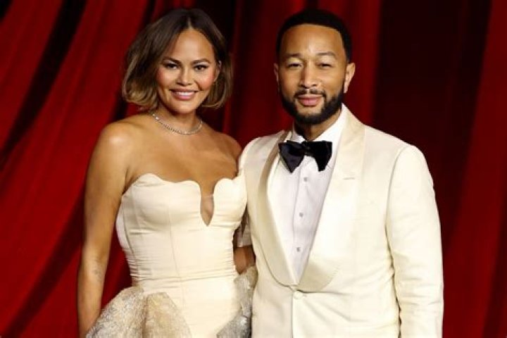 Chrissy Teigen & John Legend Show Off Their Mansion In New Home Tour – Hollywood Life