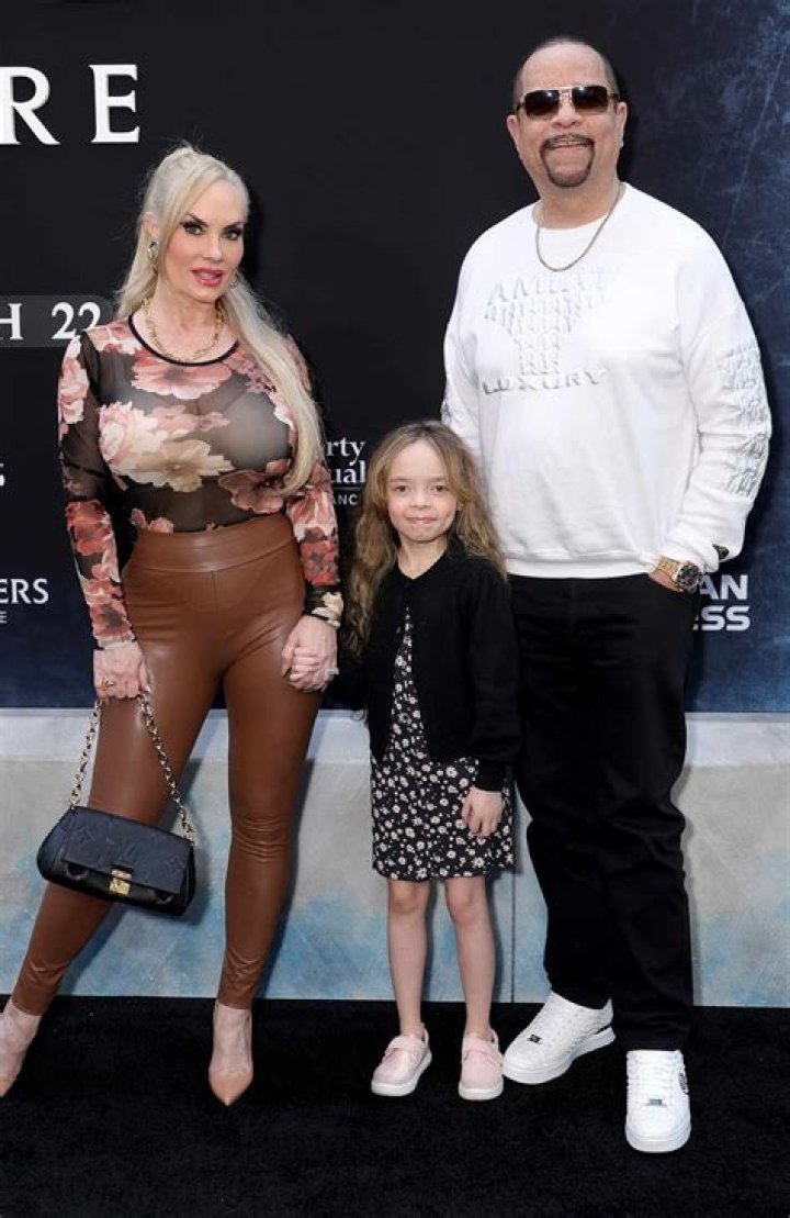Coco Austin Kisses Daughter Chanel On The Lips & Her Fans React – Hollywood Life