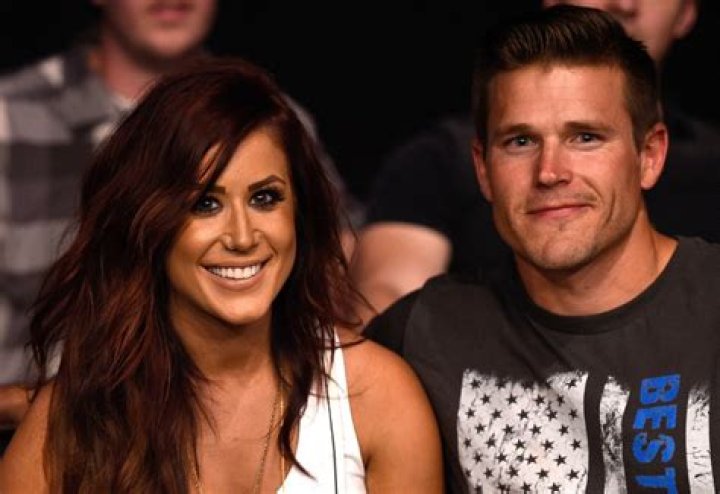 Cole DeBoer ‘Grateful’ For Chelsea Houska In Sweet Pic From New Home – Hollywood Life