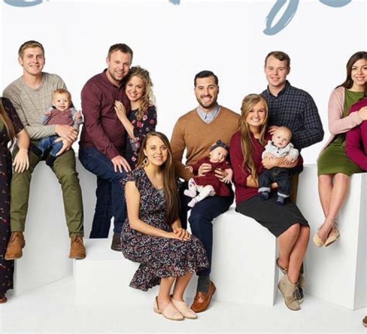 ‘Counting On’ Canceled By TLC After Josh Duggar’s Child Porn Arrest