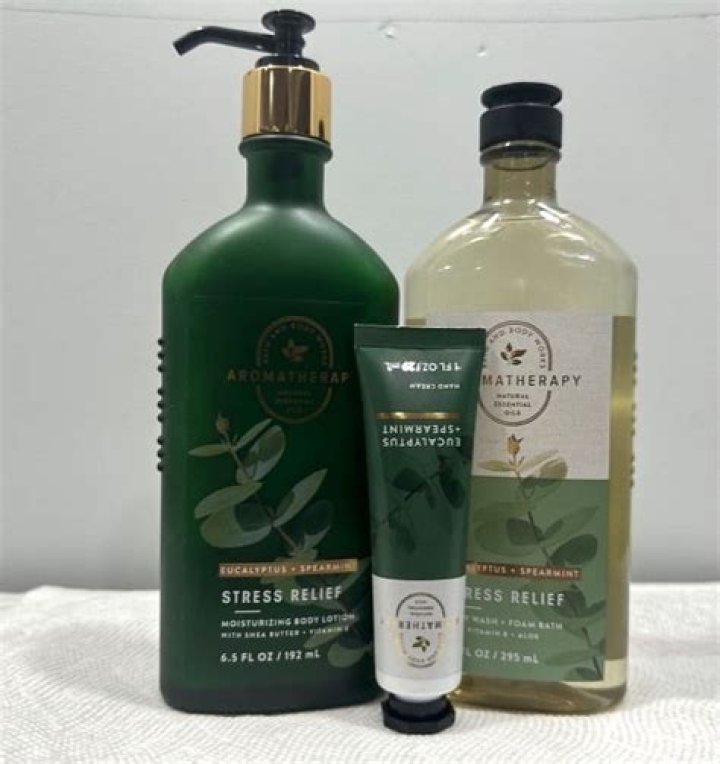 Courteney Cox Gave Her Stamp of Approval on This Eucalyptus Body Wash