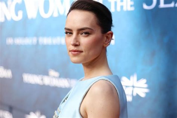 Daisy Ridley News, Photos And Videos – Hollywood Life