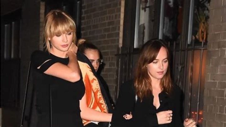 Dakota Johnson & Taylor Swift Friends? — Is The Actress Joining The Squad? – Hollywood Life