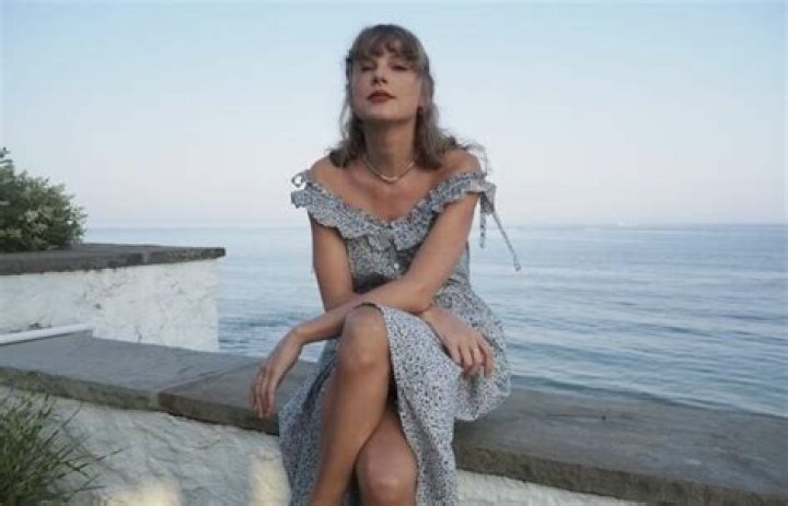 Dear ‘Old Taylor Swift’: Why Did You Have To Die?