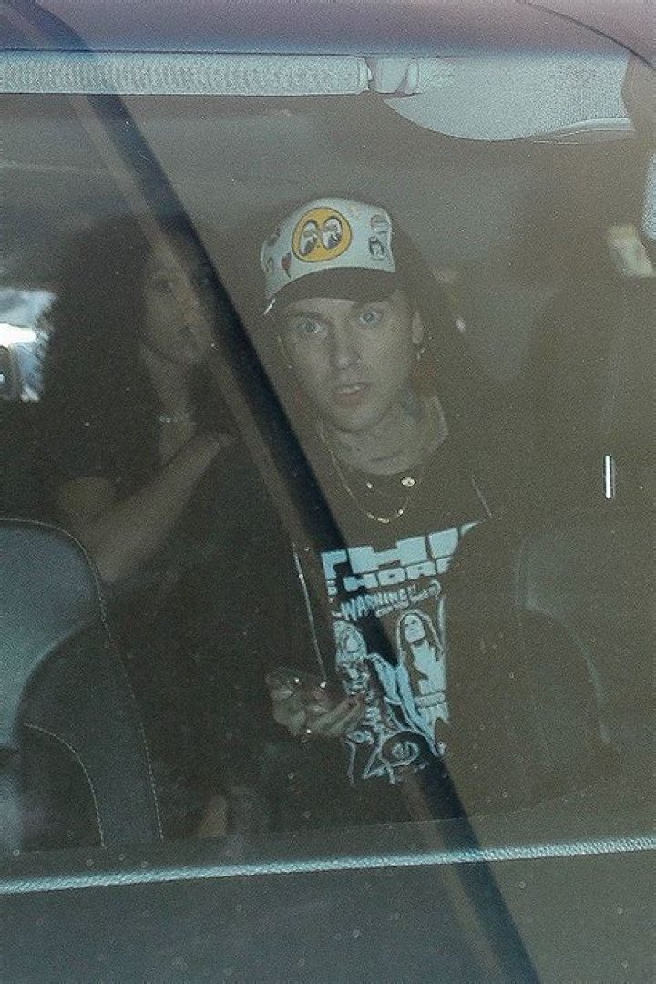 Demi Lovato Seen With New BF Jute$ At LAX 1 Day Before 30th Birthday: Photos