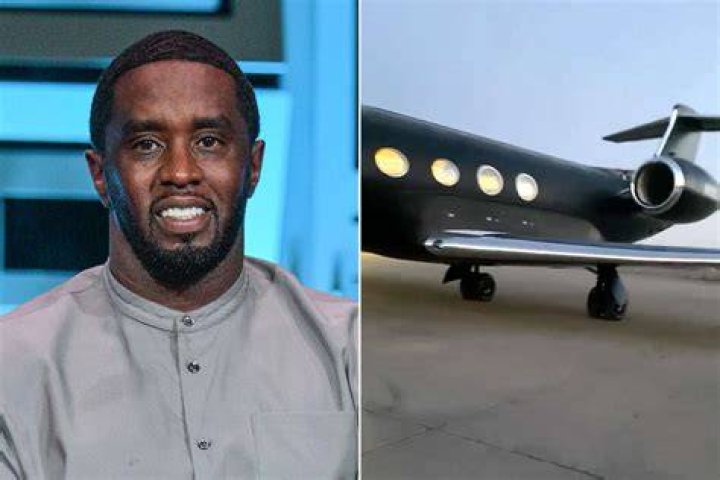 Diddy & Baby Love On Private Plane: Video – Hollywood Life