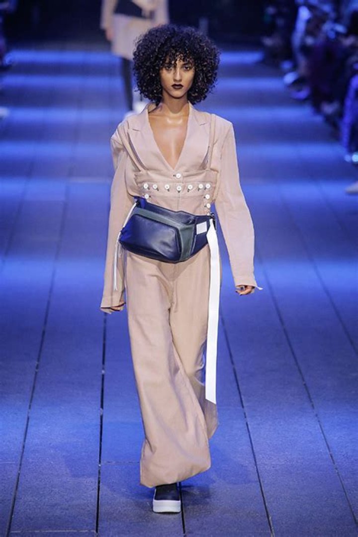 DKNY Fashion Week Pics — NYFW: Spring 2017 Collection
