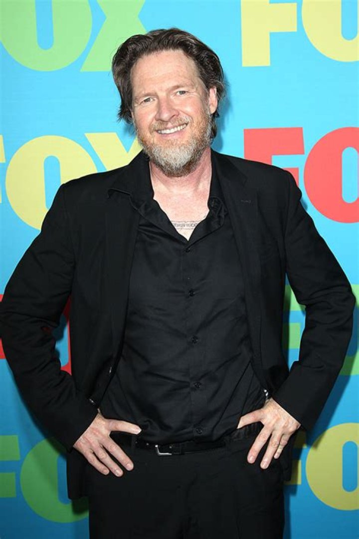Donal Logue — PICS
