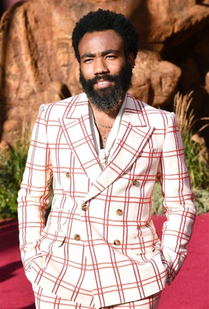 Donald Glover Pics – Hollywood Life