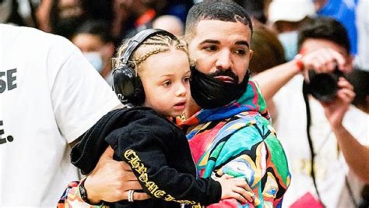 Drake’s Birthday – Hollywood Life