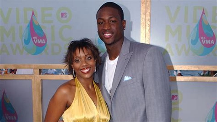 Dwyane Wade’s Ex RespondsTo Instagram Message About Her Parenting – Hollywood Life