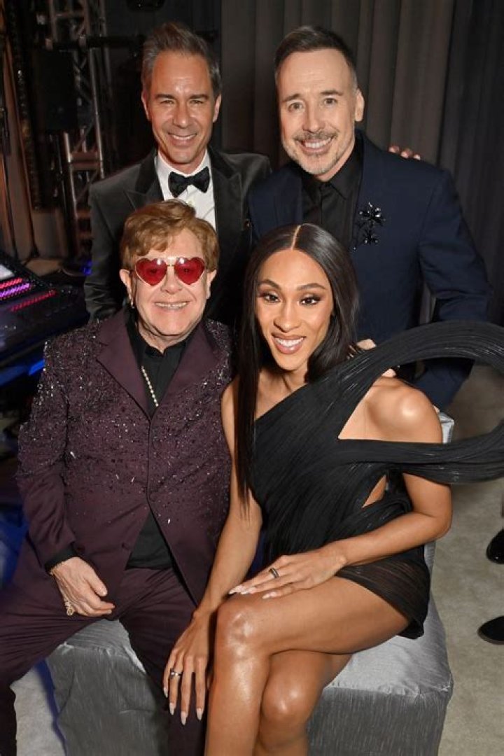Elton John’s Oscars Party 2020 — See Stars At His Viewing Party