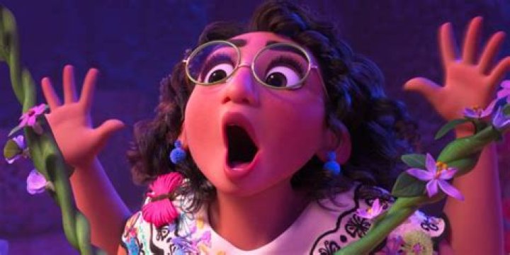 ‘Encanto’s Stephanie Beatriz Praises Mirabel’s ‘Strength’ & ‘Rebirth’: ‘It Reflects Our World’