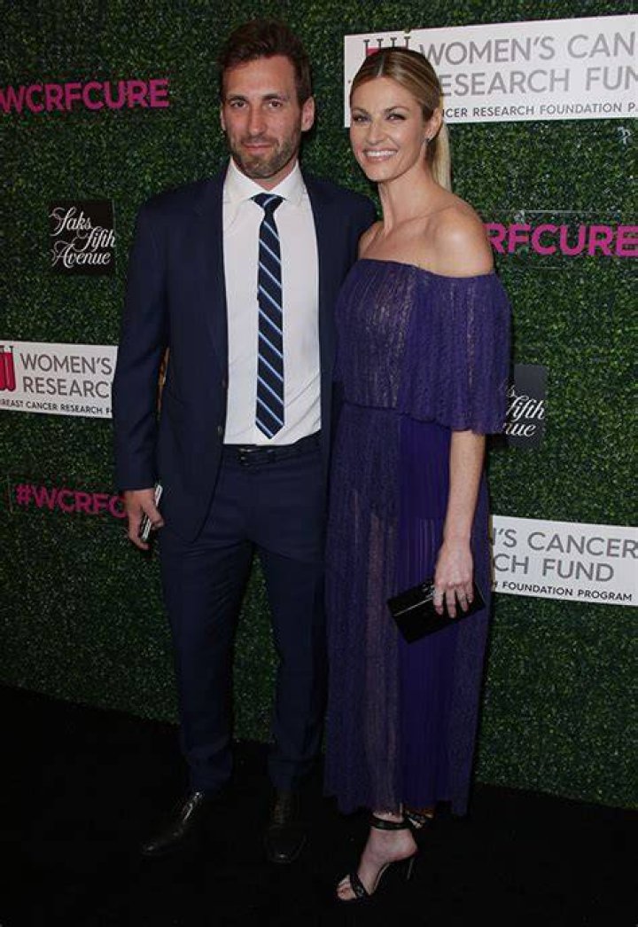 Erin Andrews – Hollywood Life