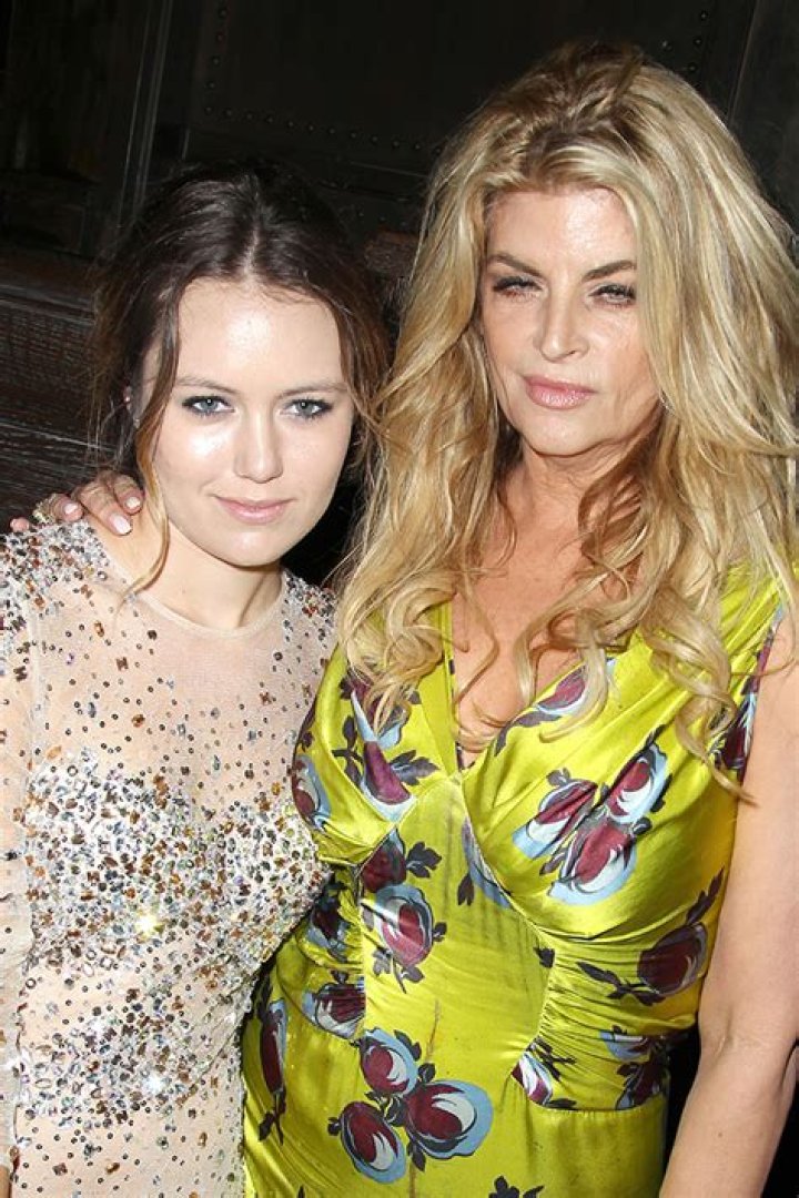 Find Out More About Her Children Here – Hollywood Life
