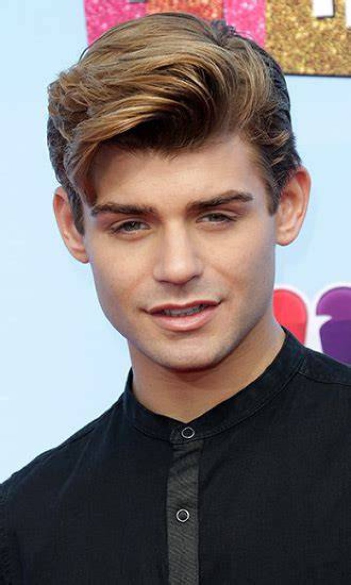 Garrett Clayton Celebrity Profile – Hollywood Life