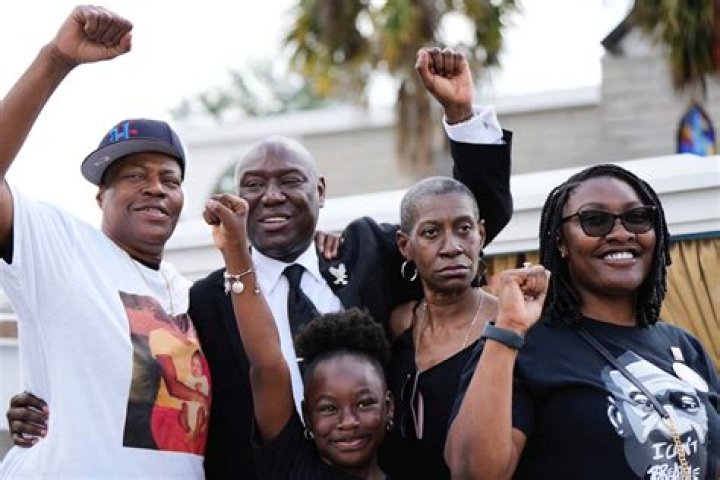 George Floyd’s Family March With Protesters In Houston — See Moving Photos