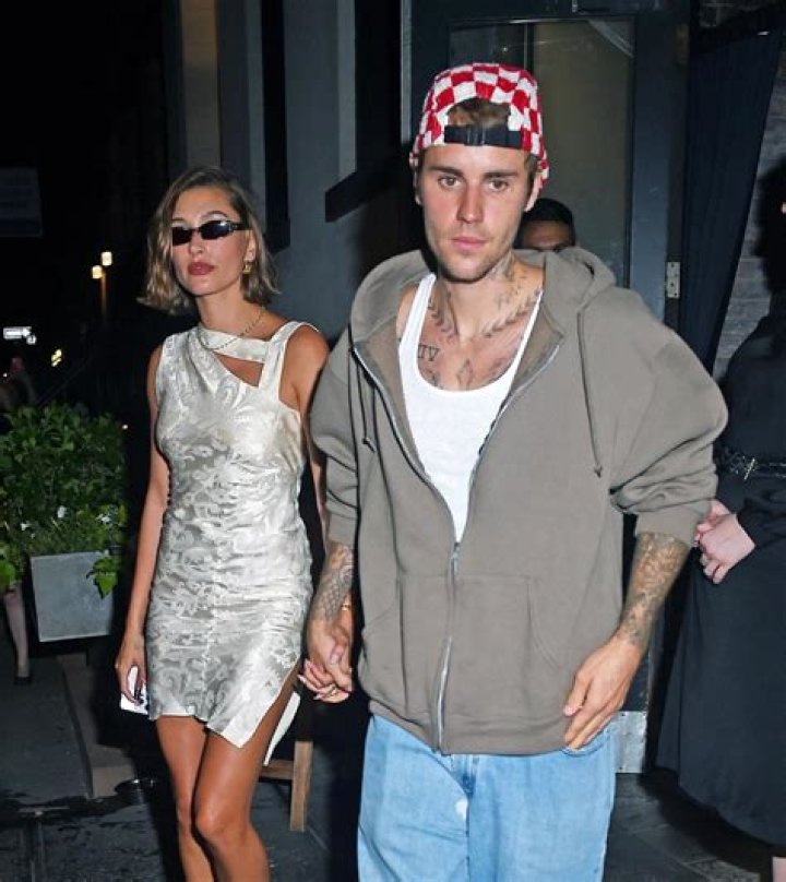 Hailey Baldwin Has A Blast At Justin Bieber’s UT Concert 3 Days After Hospitalization
