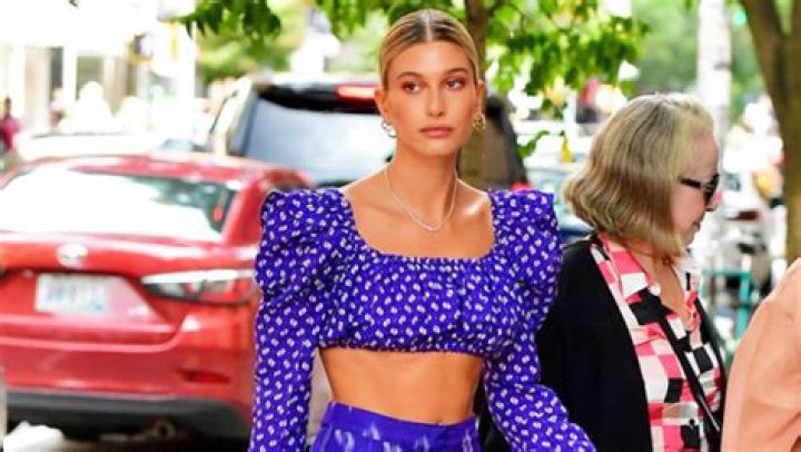 Hailey Baldwin Reveals Her Workout Details In New Podcast Interview – Hollywood Life