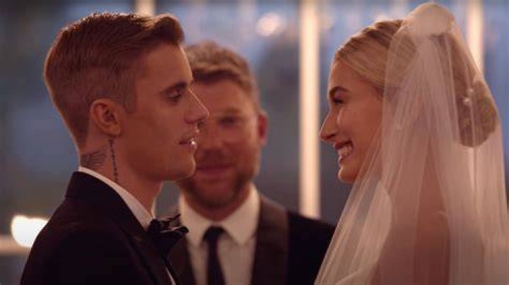 Hailey Baldwin Stuns In Super Sexy Plunging Corset During Romantic Night Out With Justin Bieber