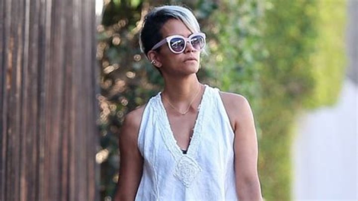 Halle Berry Returns To Blonde Hairstyle In Los Angeles: Photos – Hollywood Life
