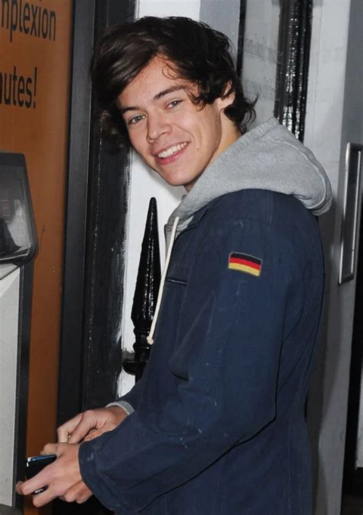 Harry Styles: Womanizer? — Admits He Loves Chasing Girls